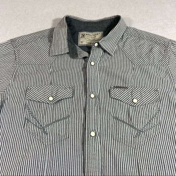 Marc Ecko Shirt Mens Medium Pearl Snap Button Shirt Short Sleeve Front Pockets - Picture 1 of 9